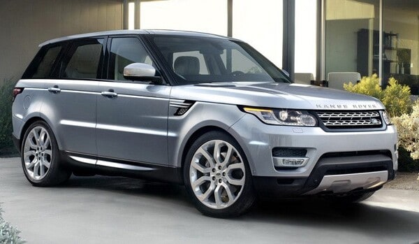 Land Rover Discovery vs Range Rover Sport 1