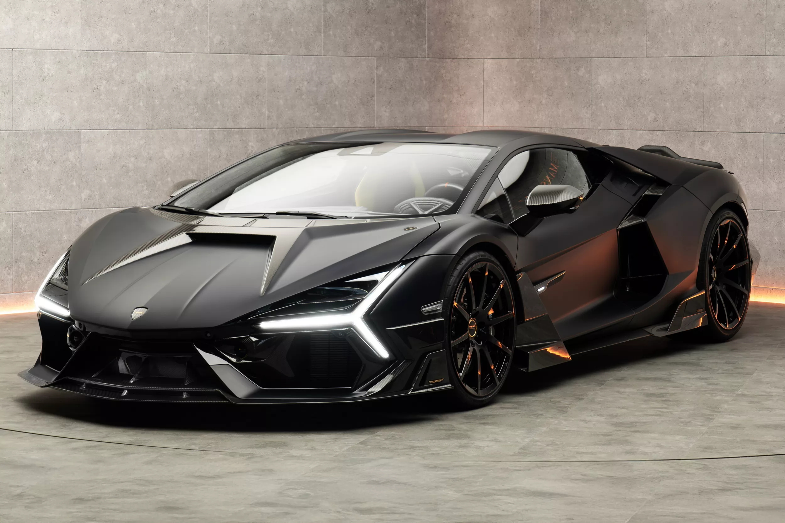 Mansory Lamborghini Revuelto 3