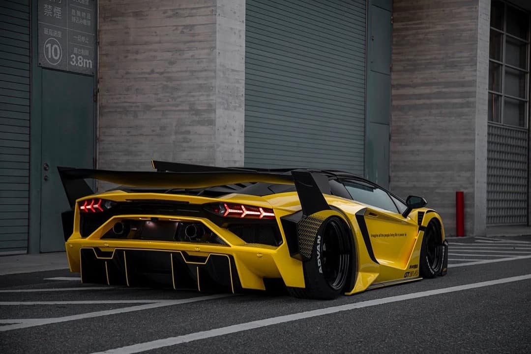 Liberty Walk’s new Lamborghini Aventador 2